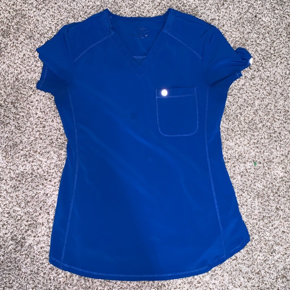 Cherokee Infinity Scrub Top - Picture 1 of 3